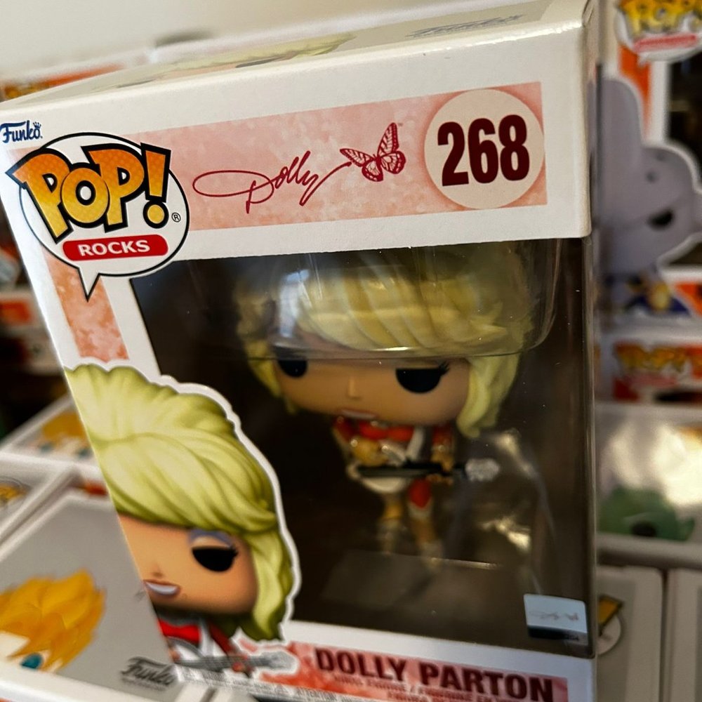 Funko pop! Dolly Parton * Mint condition